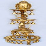 brass-buddha-lamp-statue-c520